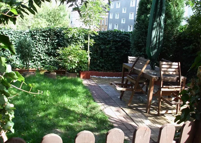 Privatunterkunft Schönes Doppelbettzimmer Im Untergeschoss Inkl Parkplatz Nach Verfügbarkeit Essen