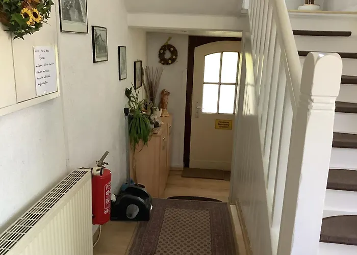 Schönes Doppelbettzimmer Im Untergeschoss Inkl Parkplatz Nach Verfügbarkeit Essen